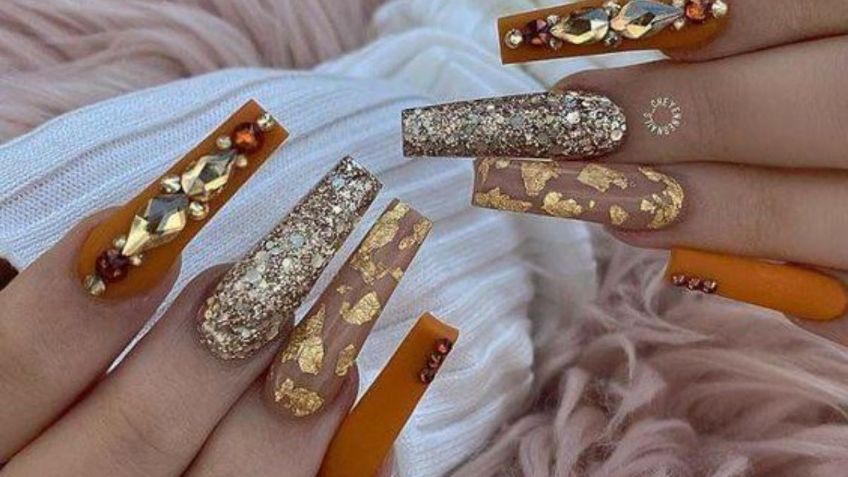 Uñas doradas para el otoño: así puedes llevar el trend de lo metálico este otoño