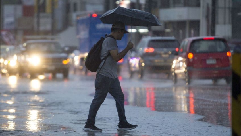 Nuevo León suspende clases este viernes 6 de octubre por fuertes lluvias