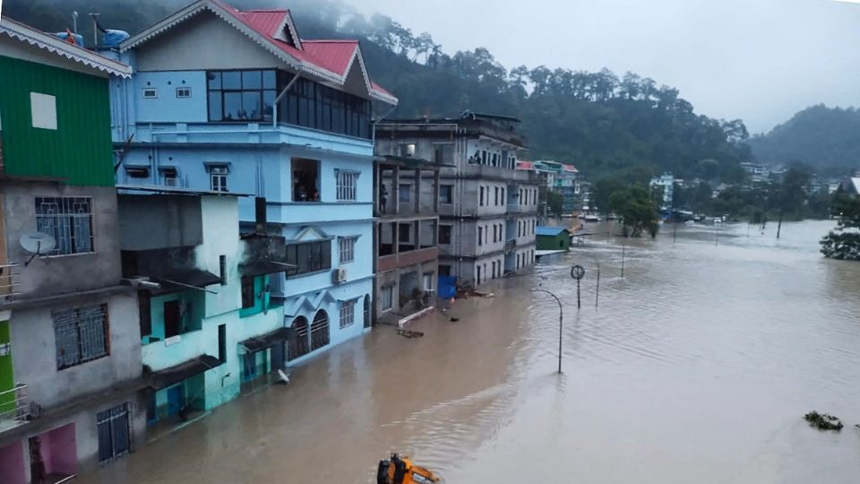 Las inundaciones causaron estragos en distintas localidades al norte de la India.