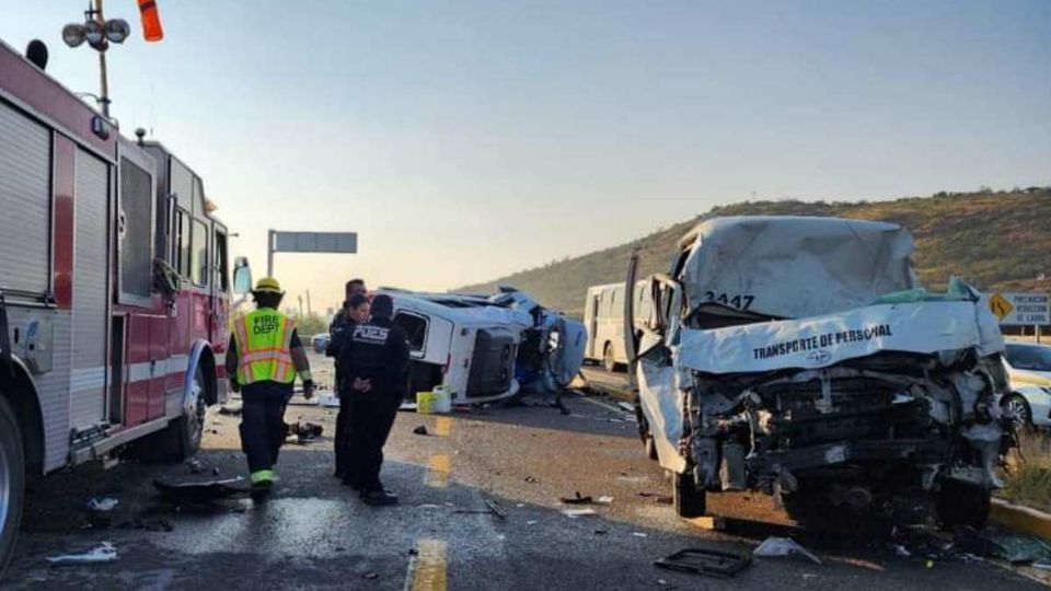 Los equipos de emergencia atendieron a las personas que resultaron lesionadas