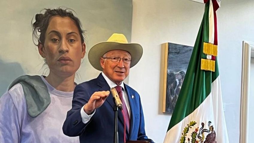 Ken Salazar rechaza construcción de muro, pide apostar por modernizar la frontera