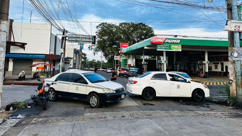 Bloqueos colapsan la frontera México - Guatemala