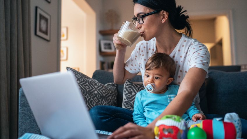 Madres que trabajan son más felices, y tienen hijos exitosos