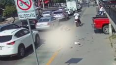 VIDEO: motociclista atropella a una niña que iba a la escuela y cobardemente se da a la fuga