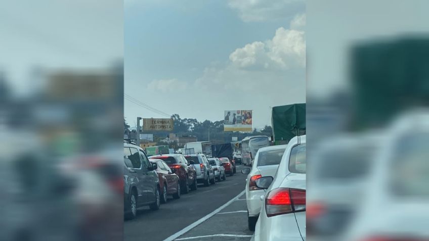 Manifestantes bloquean la México-Toluca y desquician el tráfico en la zona, alternativas viales