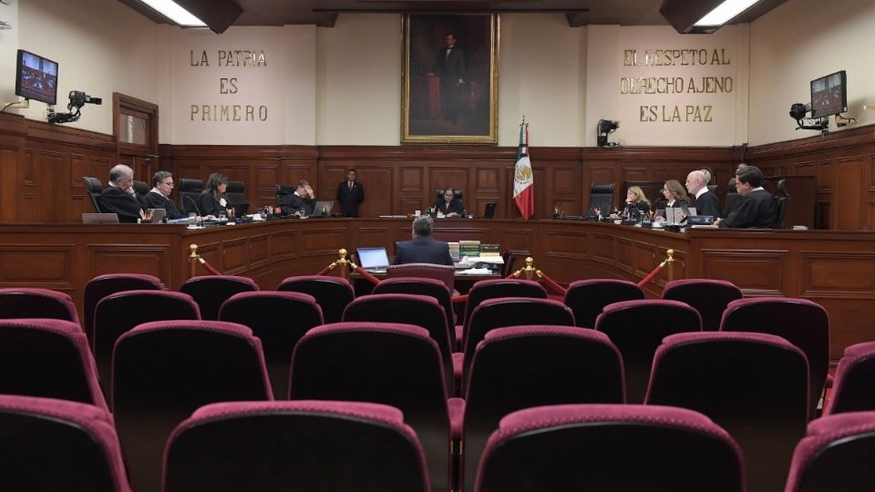 Las dos controversias ya fueron admitidas a trámite por el máximo tribunal y se concedieron las suspensiones