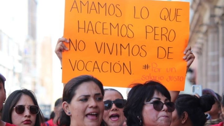 Maestros de Aguascalientes paran sus labores hasta no obtener una respuesta