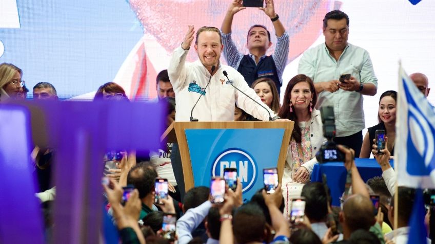 Santiago Taboada se registra como precandidato del PAN a la jefatura de la CDMX