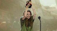 Latin Grammy 2023: Natalia Lafourcade da un poderoso discurso al recibir su premio, "lo dedico a todas las mujeres"