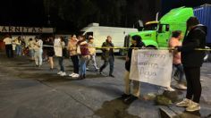 "Llega el agua café": Vecinos de la Industrial Vallejo bloquean la Avenida Ceylan, denuncian no tener agua