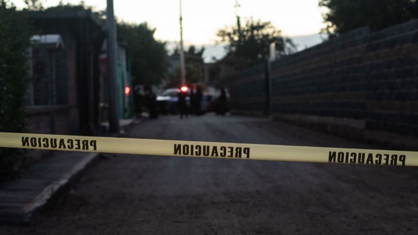 Asesinan a tiros a una mamá y su hija en plena calle de Ciudad Juárez