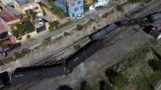 VIDEO | un tren de combustóleo se descarrila y volca a 2 carrotanques