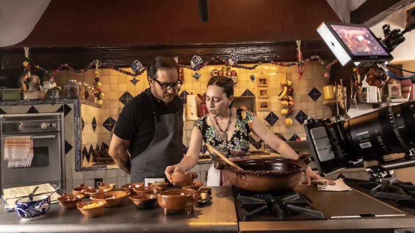 Mariana Treviño y Mónica Dionne comparten sabores y esperanza en la cinta "El Sabor de la Navidad"