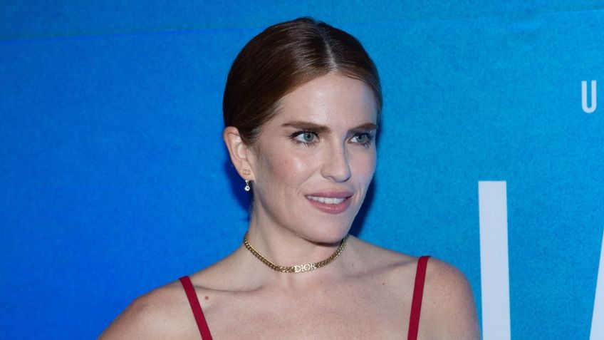 Karla Souza está embarazada por tercera ocasión, así presumió su baby bump