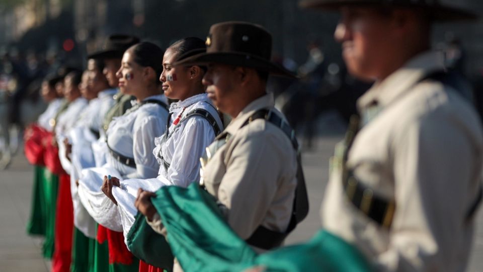 La gente dijo sentirse orgullosa de ser mexicanos y asistir cada año a los festejos.