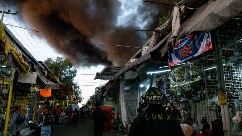 Incendio en República de Argentina alerta a comerciantes, el tercero en una semana en el Centro Histórico