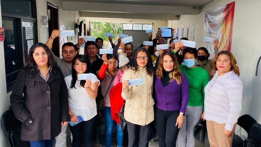 Entregan en Tlaxcala créditos a emprendedores