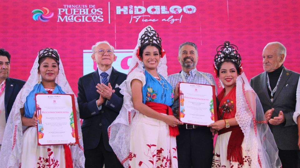 El subsecretario de Turismo, Humberto Hernández Haddad, y el gobernador de Hidalgo, Julio Menchaca Salazar, clausuraron la 5ª. Edición del Tianguis de Pueblos Mágicos