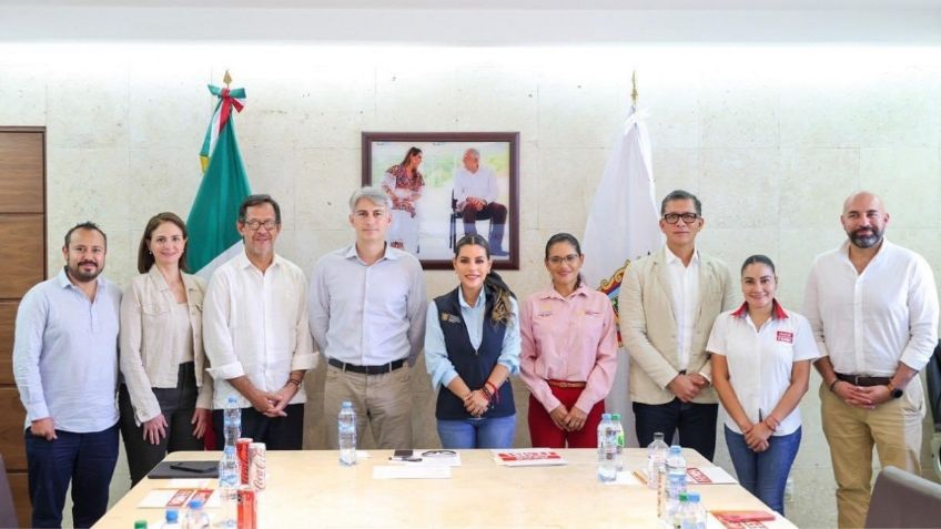 Evelyn Salgado se reúne con directivos del Grupo Coca-Cola FEMSA