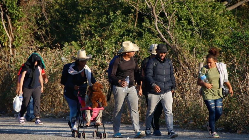 AMLO anuncia que la caravana migrante bajó de 8 mil a mil 528 personas