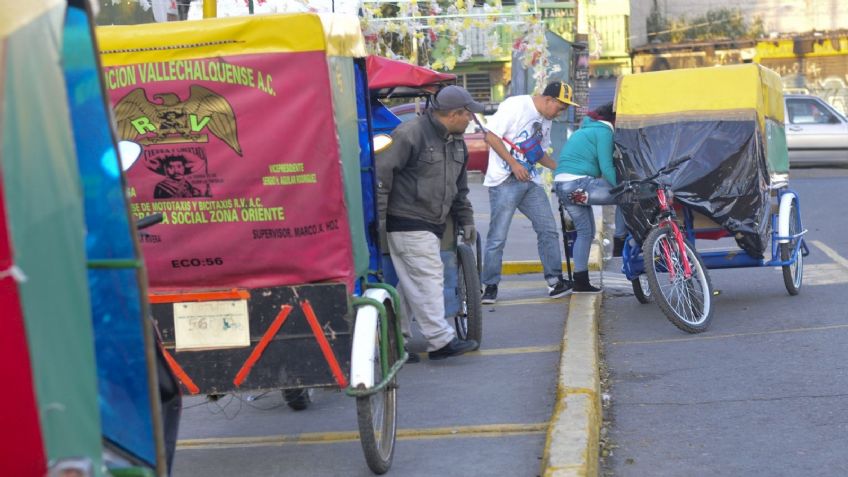 VIDEO: con lluvia de balas asesinan a líder mototaxista en Edomex