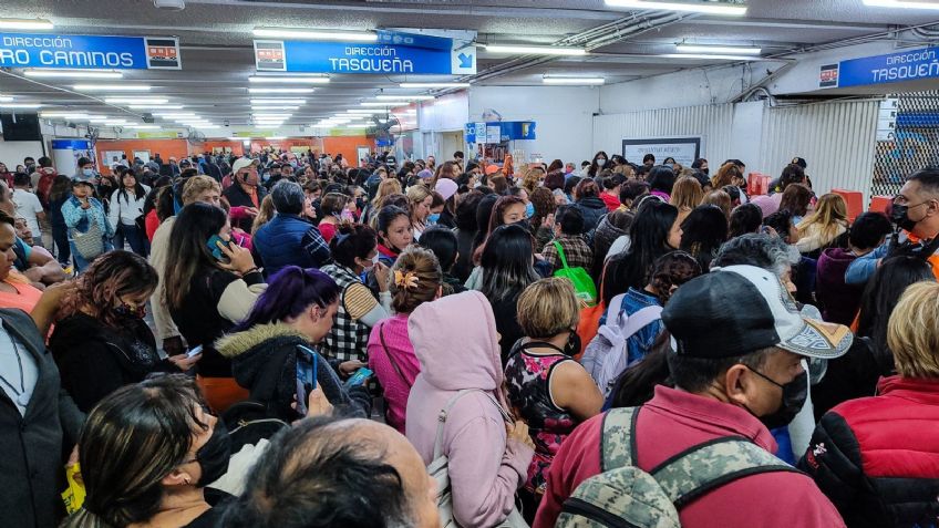 Retrasos de 20 minutos en la Línea 3 del Metro por lluvia y retiro de un tren