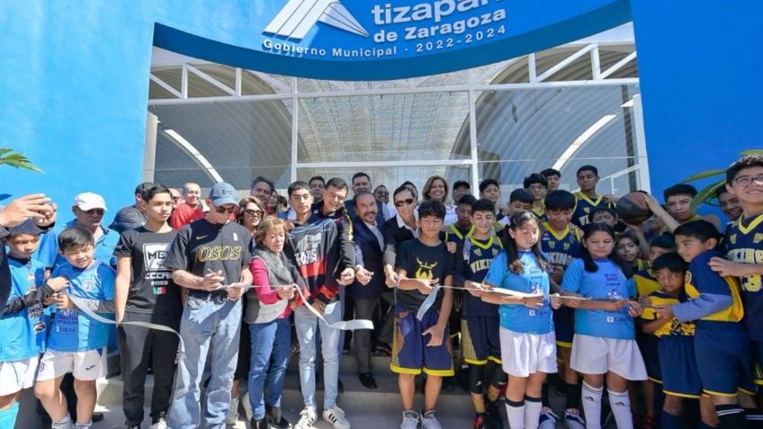 Inauguran deportivo Carlos Mercenario en Atizapán