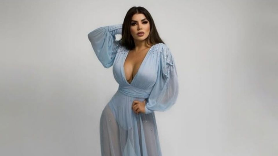 'La Kim Kardashian Mexicana' provocó más de un suspiro con su impactante look de playa.