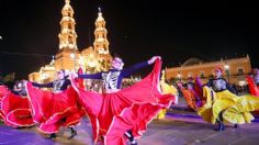 Tere Jiménez encabeza el tradicional Desfile de Calaveras 2023 "Viva la Catrina" en Aguascalientes