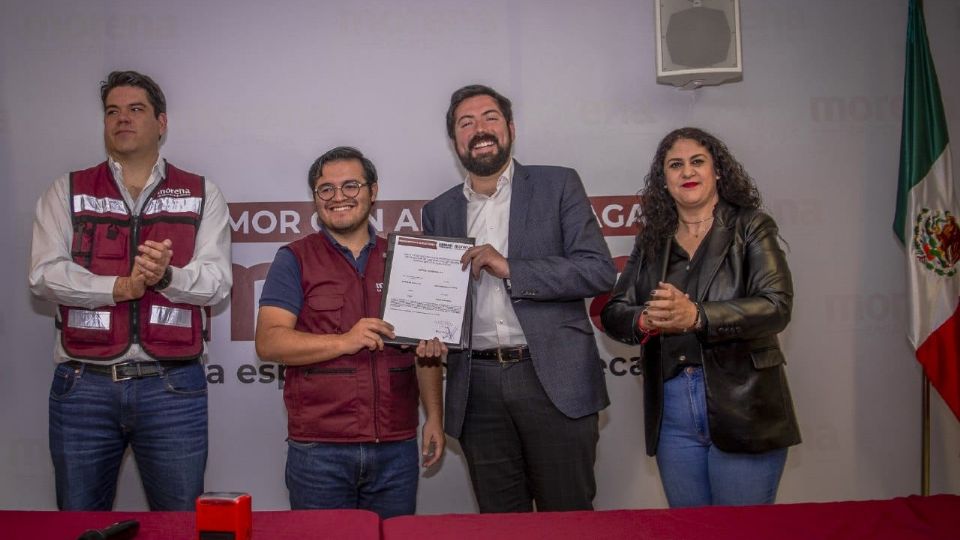 Buscará ser diputado por Morena en la entidad