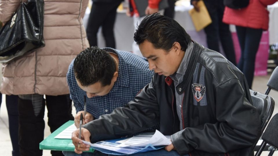 Sobre la población subocupada, que es aquella que declara tener necesidad de trabajar más horas, estas disminuyeron 205 mil 090 personas