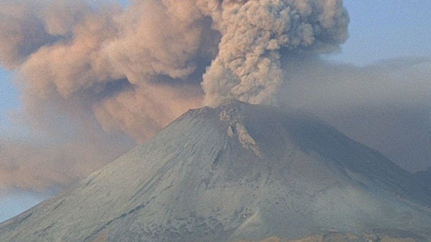 Popocatépetl amanece con intensa actividad y traería ceniza a estas alcaldías de CDMX