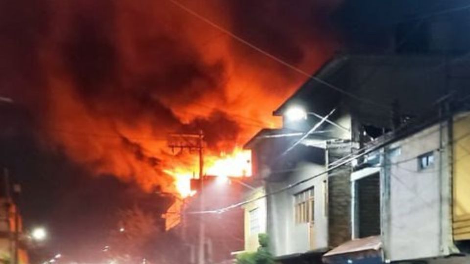 Como medida de prevención, se evacuaron a 30 personas de la zona.