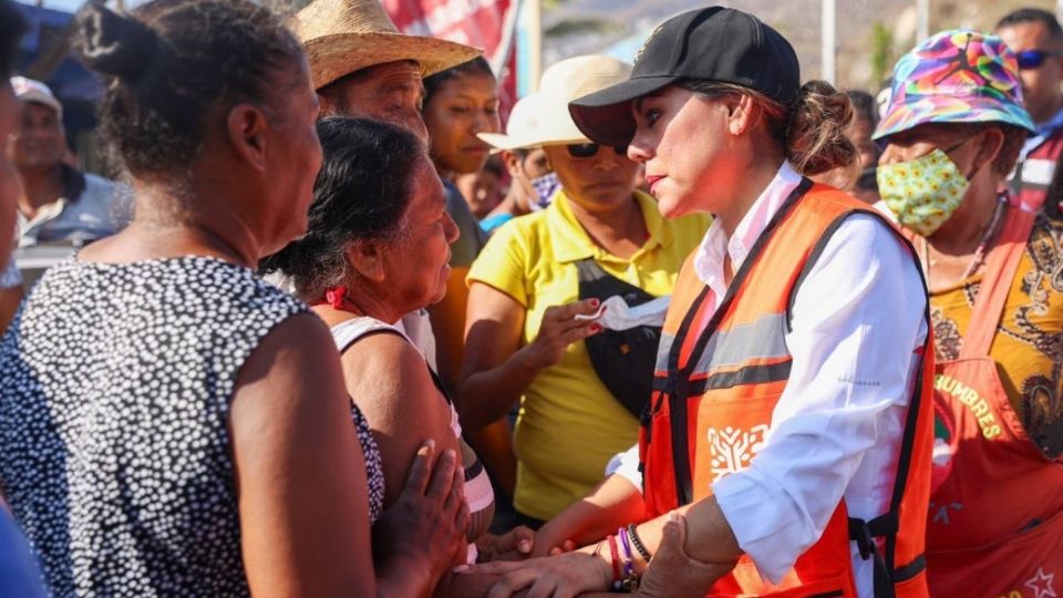 La mandataria estatal priorizó la búsqueda de personas que no tenían contacto desde la noche del 24 de octubre