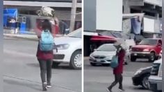 VIDEO: captan a mujer arrojando enormes bloques de cemento a conductores en Sonora