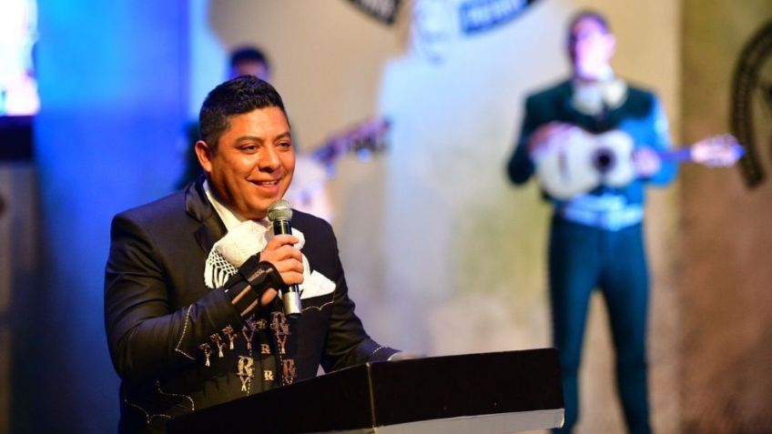 Gobernador Ricardo Gallardo afirma que un amigo es el que ayuda a enterrar a una persona