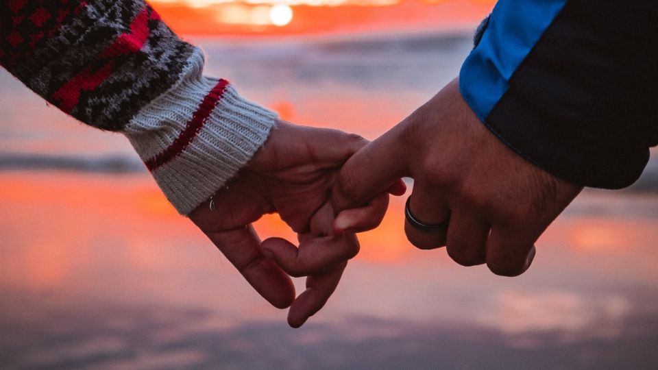 Muchas personas no sueltan a su pareja que les está haciendo mucho daño