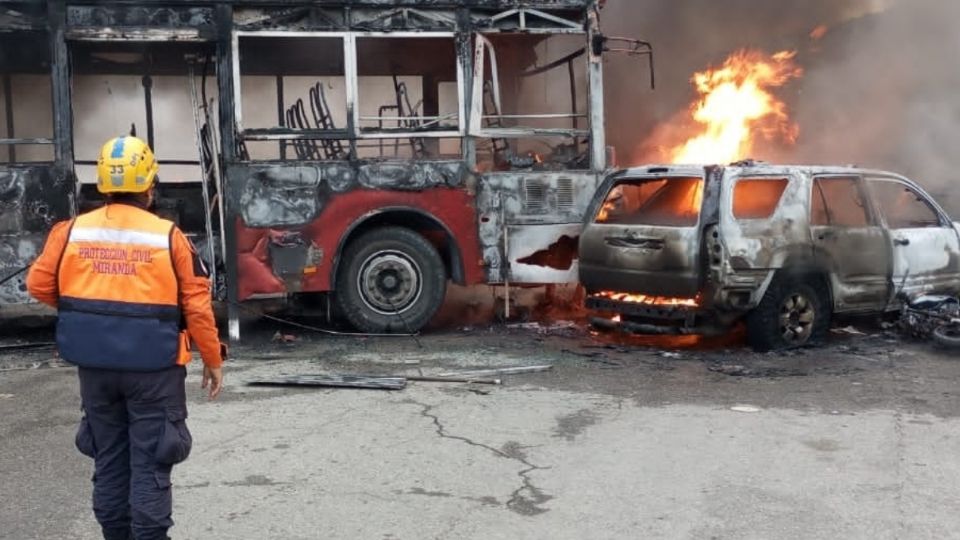 Trágico accidente vehicular deja al menos 8 muertos en Venezuela 
