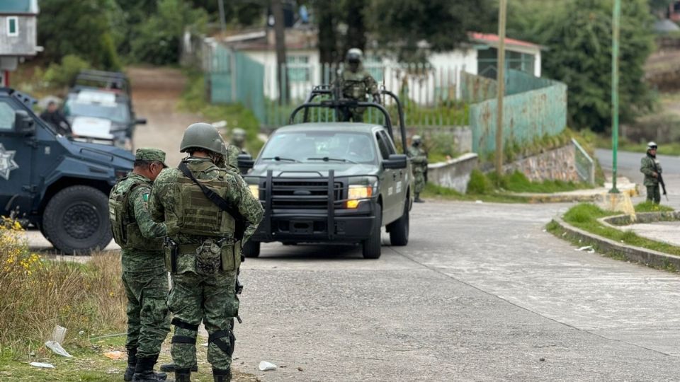 Elementos del Ejército mexicano custodia Texcapilla.