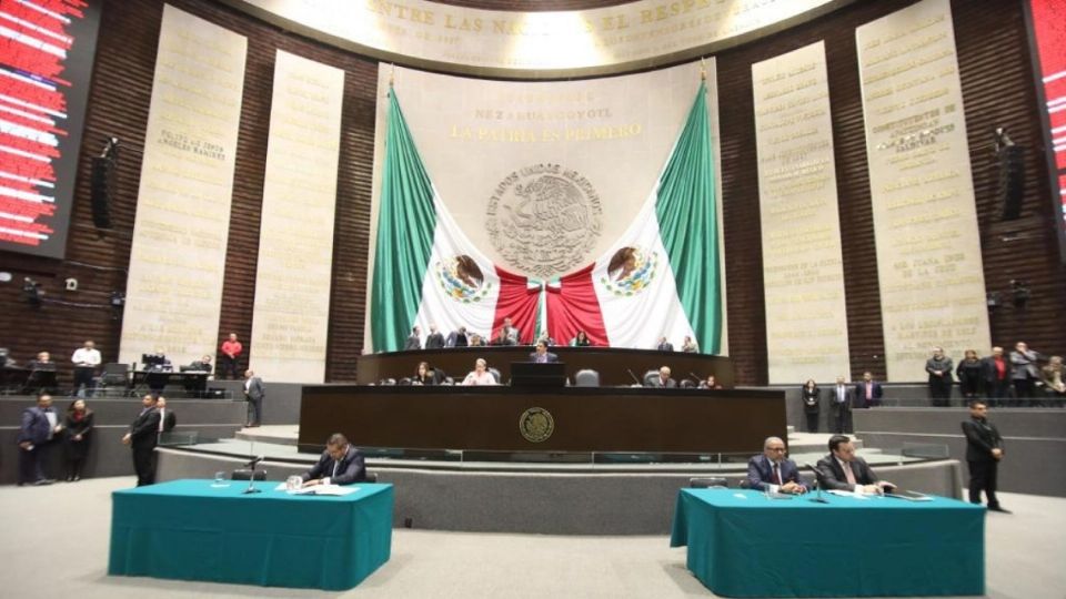 Los diputados federales aprobaron, además, cambios a las reformas a las leyes Orgánica del Ejército y Fuerza Aérea Mexicanos