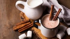 Despídete del frío con un delicioso CHAMPURRADO de chocolate con piloncillo, sin leche; RECETA