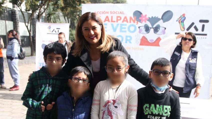 Tlalpan realiza entrega histórica de lentes gratis para menores