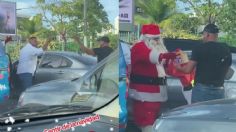 VIDEO VIRAL: Santa Claus detiene pelea callejera con el espíritu navideño