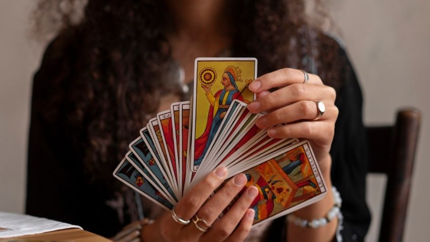 Descubre y conoce cómo utilizar el TAROT para mejorar la abundancia del signo Virgo