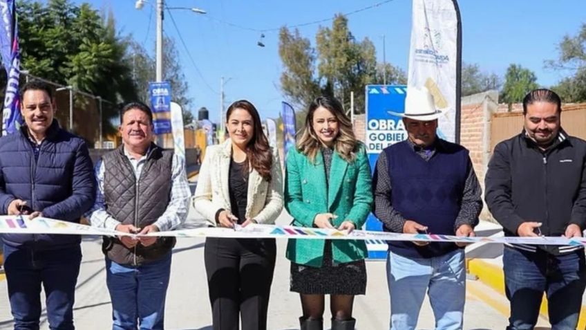 Tere Jiménez entrega becas, obra pública y apoyos de empleo temporal en Asientos