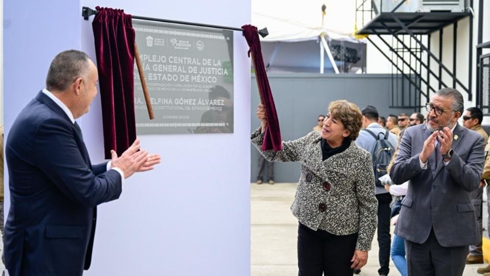 La gobernadora presidió el séptimo aniversario del Día de la FGJEM
