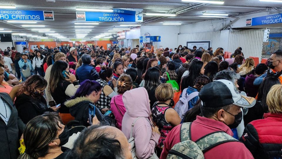 Los niños supuestamente estaban jugando en uno de los elevadores y al entrar al mecanismo se quedaron atrapados