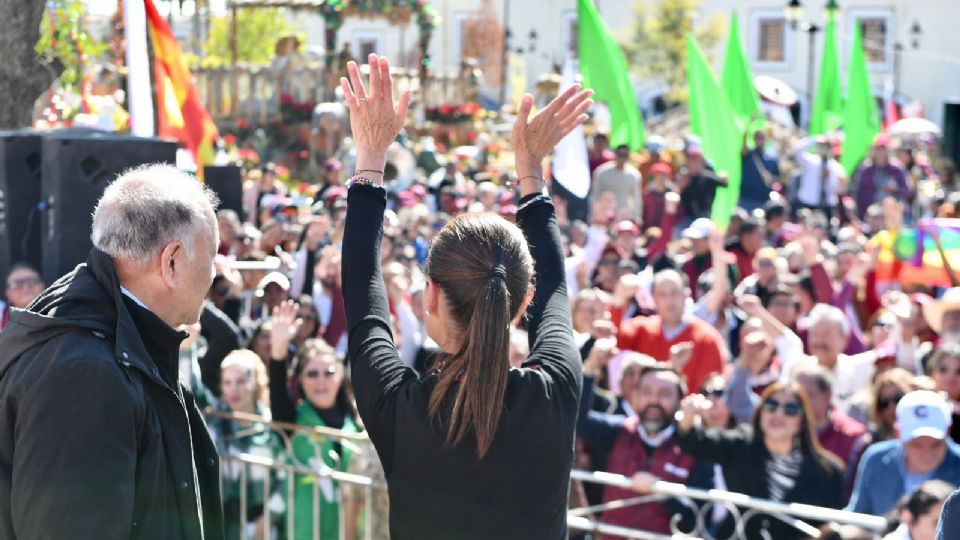 Claudia Sheinbaum fue acompañada por su esposo Jesús María Tarriba