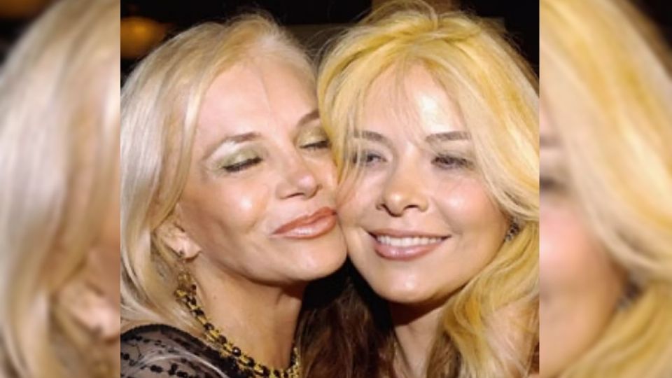 Gloria Trevi junto a su madre Gloria Ruiz