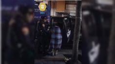 Policías ayudan a abuelita que no recordaba cómo volver a casa